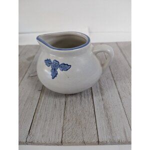 Pfaltzgraff Yorktowne Gravy Pitcher Stoneware USA Blue
